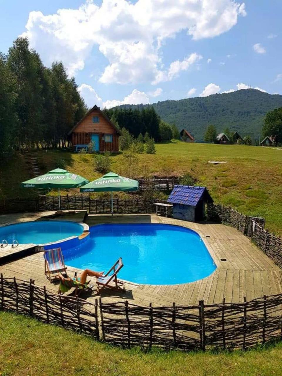 Etno Selo Montenegro 호텔 플루지네 외부 사진